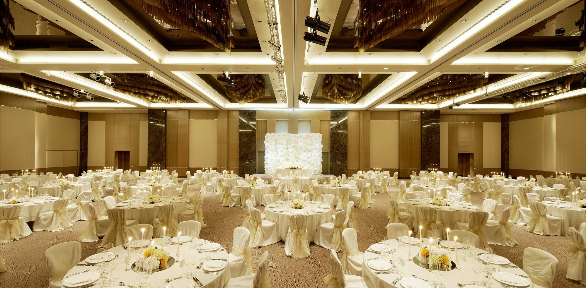 Apartments By Fairmont Baku Flame Towers Exterior photo